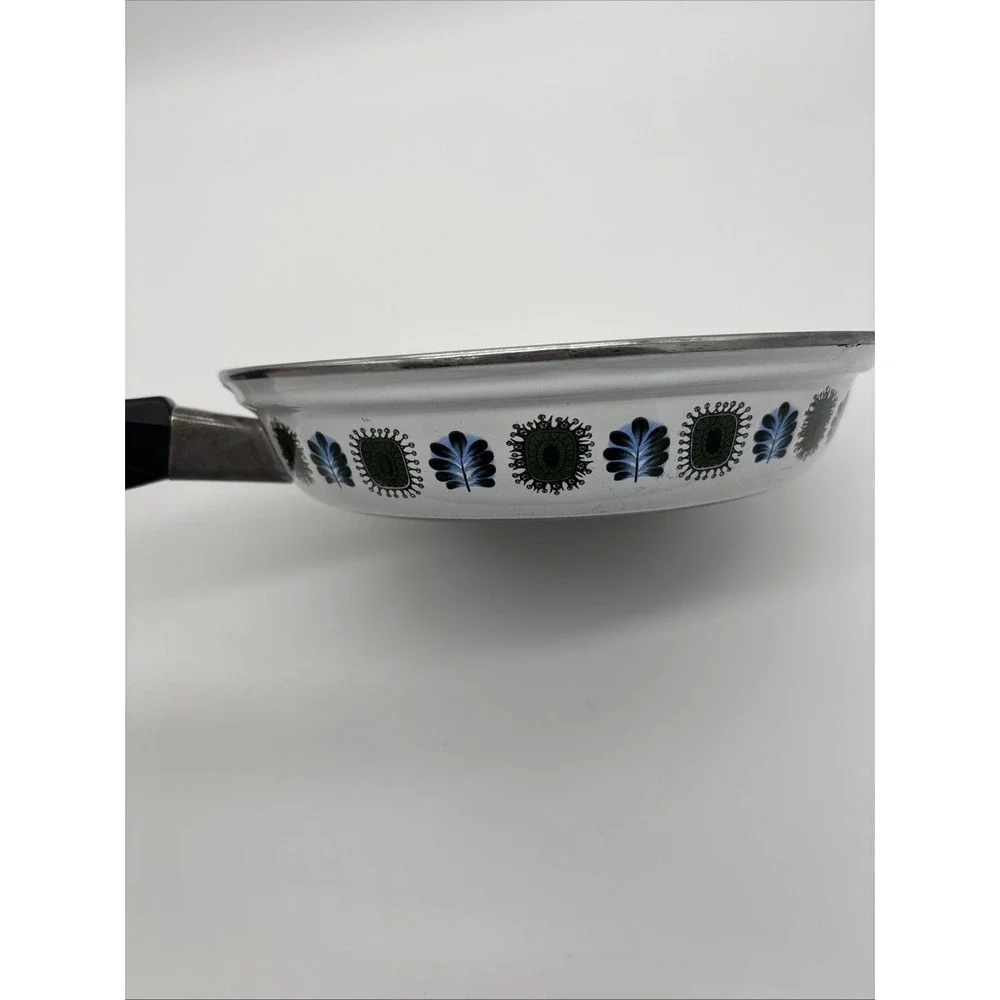 Vintage‎ Austria Email Frying Pan 9 Inches No Lid